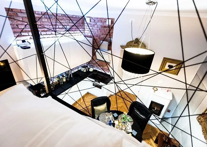 شقة Far From كراكوفيا