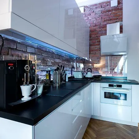 家外之家旅馆 *