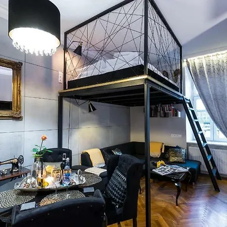 Apartament Far From *